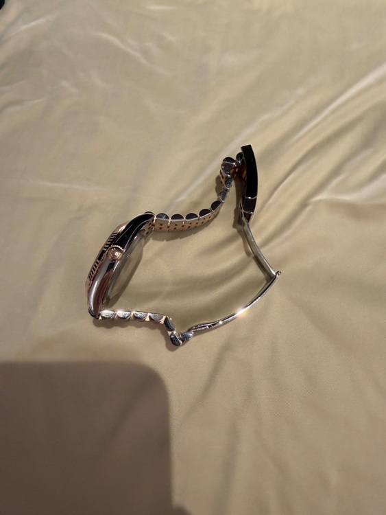 デイトジャスト 126231 [ローマン ジュビリーブレスレット スレート]（高級時計）の商品画像 - 査定依頼日：2025年10月22日 - 最高査定価格：2,450,000円