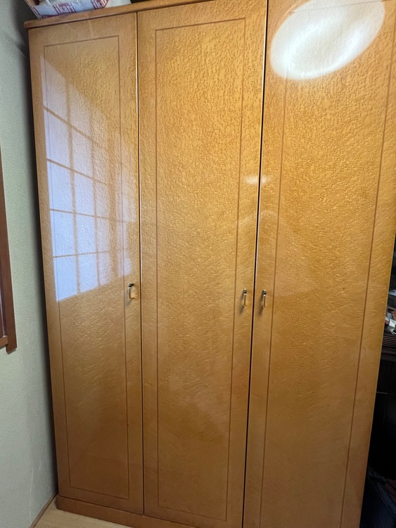 府中婚礼家具3点（家具・寝具）の商品画像 - 査定依頼日：2026年3月3日 - 最高査定価格：1円