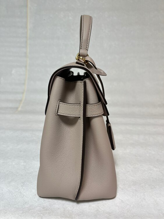 ロックミーエヴァー（ブランドバッグ）の商品画像 - 査定依頼日：2025年1月5日 - 最高査定価格：250,000円