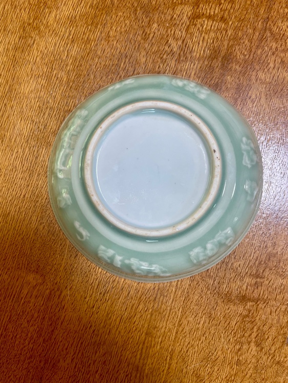 萬暦時代の磁器皿 鹿のモチーフ付き（美術品・骨董品）の商品画像 - 査定依頼日：2026年7月17日 - 最高査定価格：2,000円