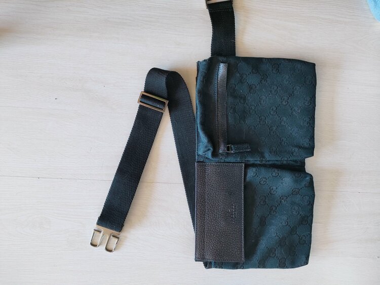 グッチ  （ブランドバッグ）の商品画像 - 査定依頼日：2026年3月14日 - 最高査定価格：40,000円