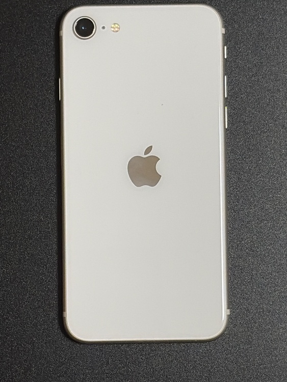 iPhone iPhone SE (第 3 世代) 128GB Softbank（スマホ）の商品画像 - 査定依頼日：2026年9月15日 - 最高査定価格：25,500円