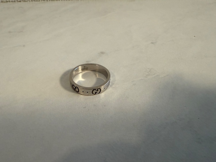 グッチ  （ブランドバッグ）の商品画像 - 査定依頼日：2025年6月17日 - 最高査定価格：50,000円