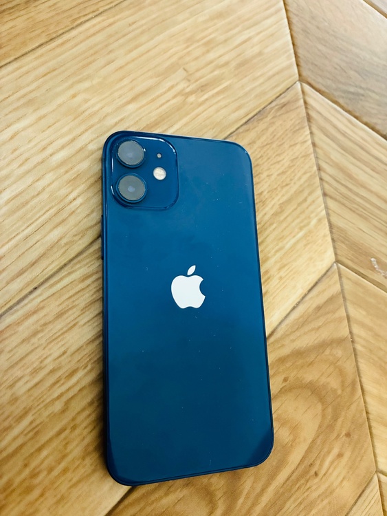 iPhone iPhone 12 mini 64GB 楽天モバイル（スマホ）の商品画像 - 査定依頼日：2026年8月10日 - 最高査定価格：14,500円