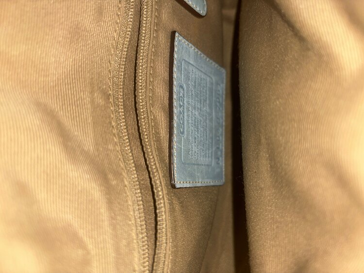 その他 コーチ （ブランドバッグ）の商品画像 - 査定依頼日：2025年5月30日 - 最高査定価格：100,000円