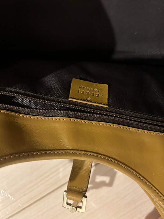 Gucci GGキャンバス ショルダーバッグ（ブランドバッグ）の商品画像 - 査定依頼日：2025年5月9日 - 最高査定価格：50,000円