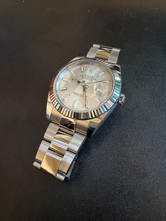 ロレックスデイトジャスト（高級時計）の商品画像 - 査定依頼日：2026年4月4日 - 最高査定価格：1,460,000円