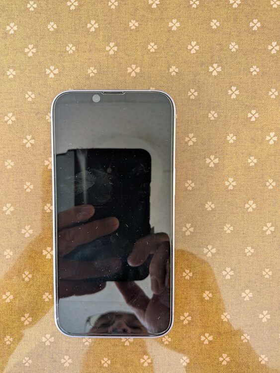 iPhone 14 128GB au（スマホ）の商品画像 - 査定依頼日：2026年1月28日 - 最高査定価格：50,000円