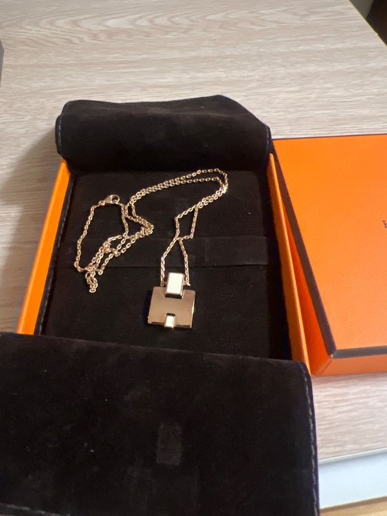 エルメスのネックレス（金・貴金属）の商品画像 - 査定依頼日：2026年1月12日 - 最高査定価格：30,000円