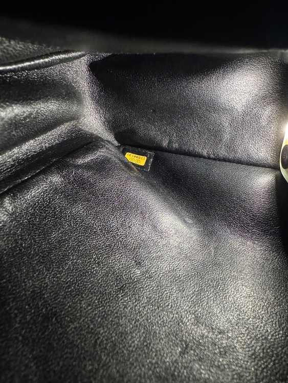 シャネル　デカマトラッセ　キャビアスキン（ブランドバッグ）の商品画像 - 査定依頼日：2025年12月8日 - 最高査定価格：600,000円