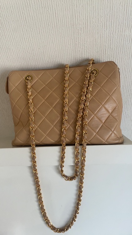 4795748（ブランドバッグ）の商品画像 - 査定依頼日：2025年7月30日 - 最高査定価格：200,000円