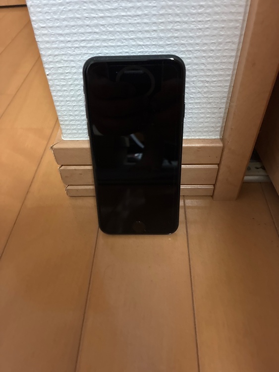 Apple iPhone SE3 64GB（スマホ）の商品画像 - 査定依頼日：2026年7月18日 - 最高査定価格：20,000円