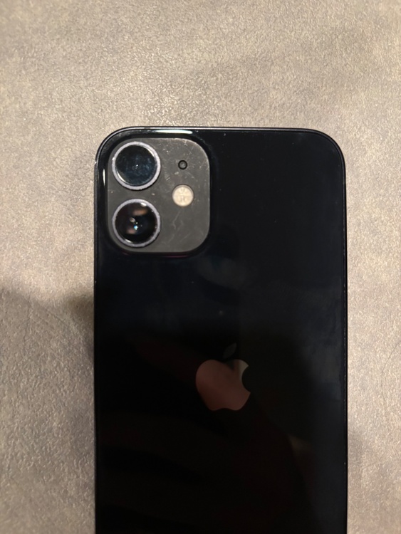 iPhone12mini（スマホ）の商品画像 - 査定依頼日：2026年9月26日 - 最高査定価格：18,000円