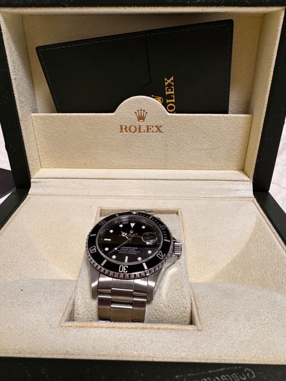 ロレックス サブマリーナー 1661（高級時計）の商品画像 - 査定依頼日：2025年11月27日 - 最高査定価格：1,400,000円