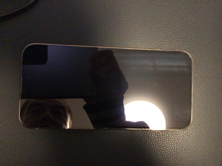 352459254366489（スマホ）の商品画像 - 査定依頼日：2025年11月28日 - 最高査定価格：98,000円