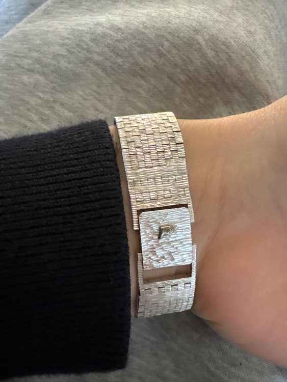 ピアジェ その他 2862539（高級時計）の商品画像 - 査定依頼日：2025年11月24日 - 最高査定価格：1,500,000円