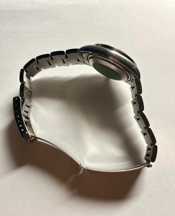 ロレックス パーペチュアルデイト 1521（高級時計）の商品画像 - 査定依頼日：2024年12月28日 - 最高査定価格：380,000円