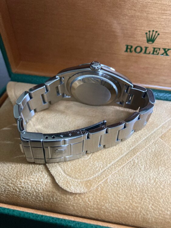 ロレックス エクスプローラー 11427（高級時計）の商品画像 - 査定依頼日：2025年5月24日 - 最高査定価格：800,000円