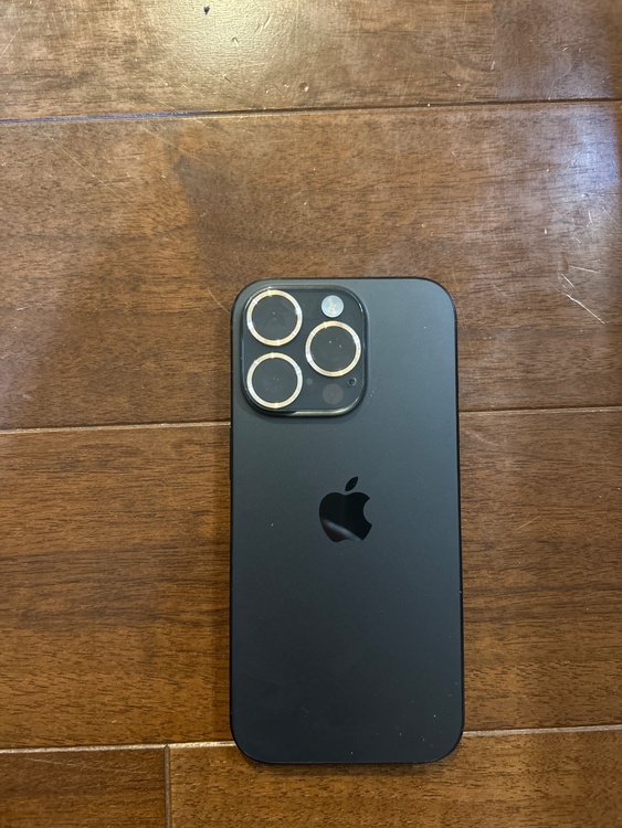 iPhone16pro 256GB  黒（スマホ）の商品画像 - 査定依頼日：2026年3月6日 - 最高査定価格：101,000円