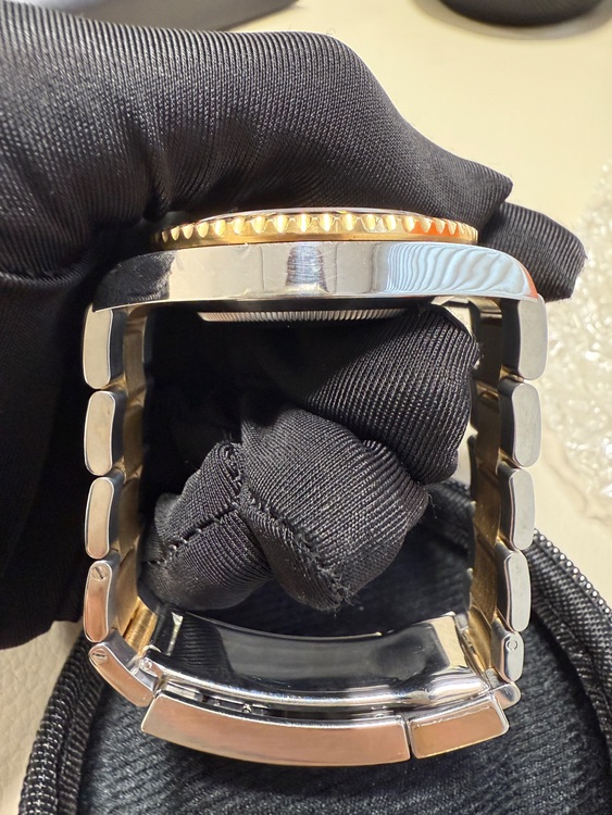 126613LN（高級時計）の商品画像 - 査定依頼日：2025年9月30日 - 最高査定価格：2,500,000円