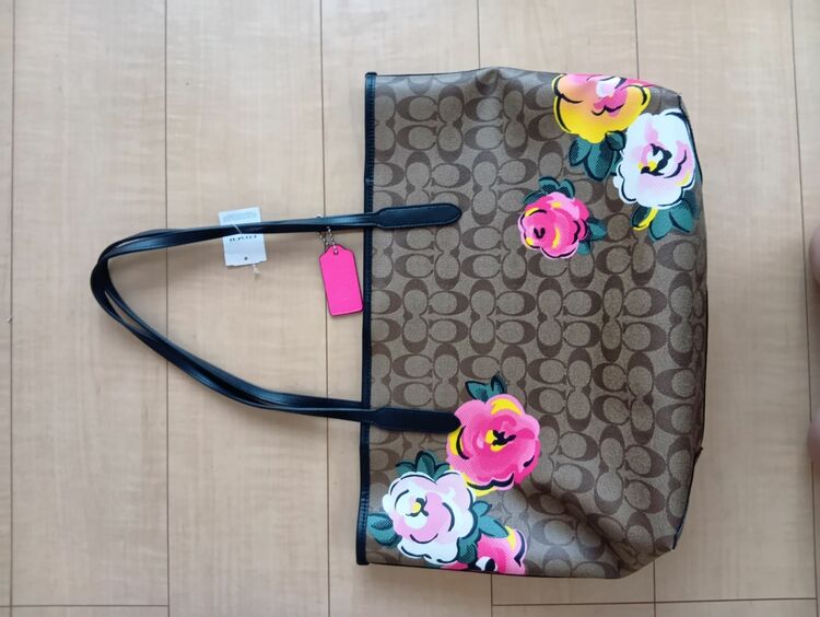 その他 コーチ （ブランドバッグ）の商品画像 - 査定依頼日：2025年10月15日 - 最高査定価格：2,500円