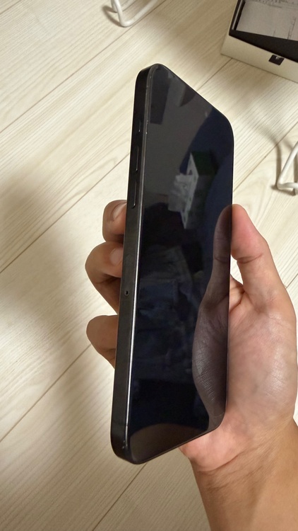 iPhone15Pro MAX256GB（スマホ）の商品画像 - 査定依頼日：2026年9月21日 - 最高査定価格：107,500円