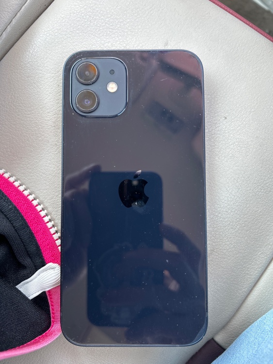 iPhone iPhone 12 64GB SIMフリー（スマホ）の商品画像 - 査定依頼日：2026年6月16日 - 最高査定価格：19,500円