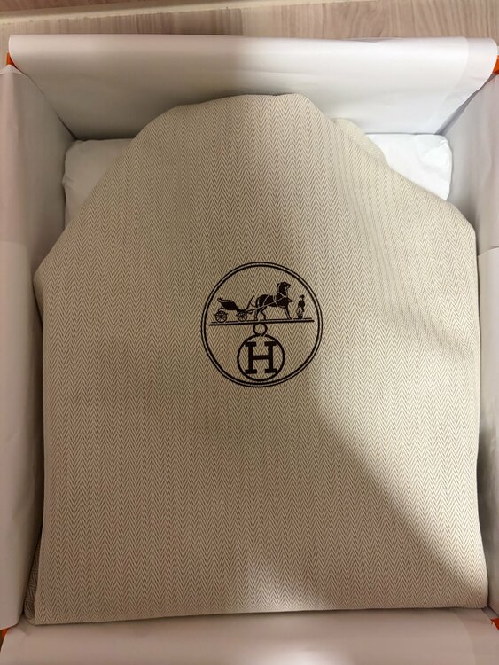 バーキン（古着・ファッション）の商品画像 - 査定依頼日：2026年4月12日 - 最高査定価格：100,000円