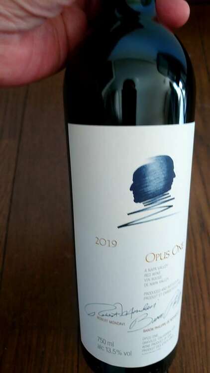 オーパスワン2019（お酒）の商品画像 - 査定依頼日：2025年2月14日 - 最高査定価格：48,000円