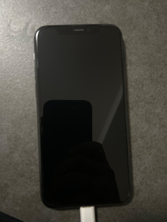 iPhone11 Pro 256GB au（スマホ）の商品画像 - 査定依頼日：2026年4月3日 - 最高査定価格：21,000円