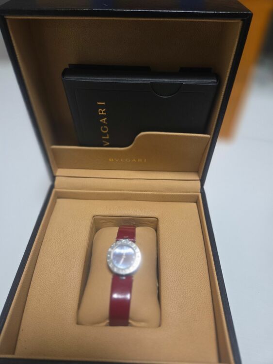 ブルガリ その他 びーぜろわん（高級時計）の商品画像 - 査定依頼日：2025年11月30日 - 最高査定価格：85,000円