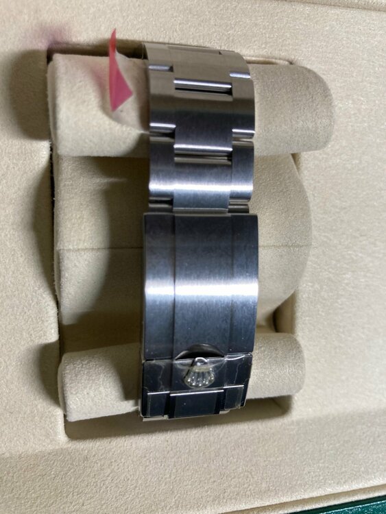 ロレックス エクスプローラー 226570（高級時計）の商品画像 - 査定依頼日：2026年1月4日 - 最高査定価格：1,850,000円