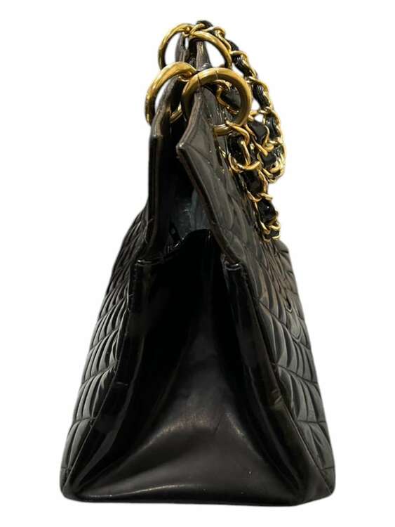 マトラッセ チェーンショルダー （ブランドバッグ）の商品画像 - 査定依頼日：2024年12月21日 - 最高査定価格：60,000円