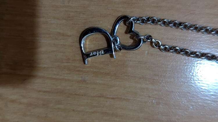 ディオール（金・貴金属）の商品画像 - 査定依頼日：2025年1月29日 - 最高査定価格：4,000円