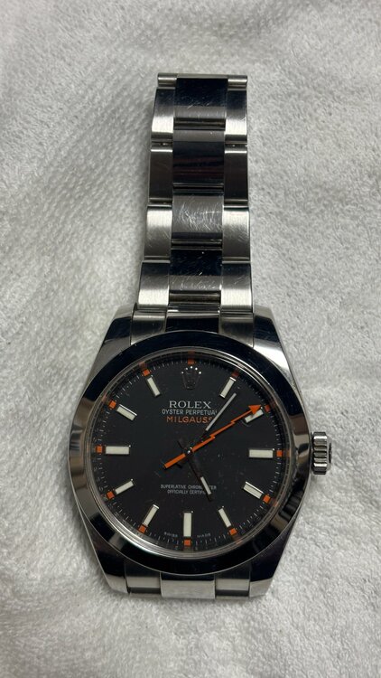 ロレックス ミルガウス 116400（高級時計）の商品画像 - 査定依頼日：2025年12月16日 - 最高査定価格：1,300,000円