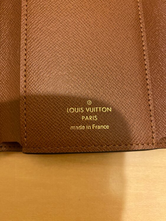 ルイビィトンお財布（ブランド財布・小物）の商品画像 - 査定依頼日：2025年1月27日 - 最高査定価格：15,000円