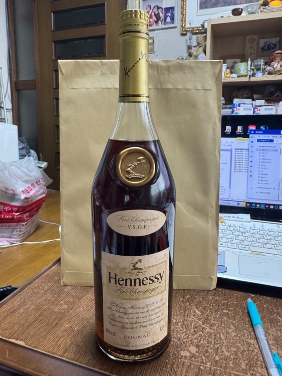 VSOP 1.0L（お酒）の商品画像 - 査定依頼日：2026年9月23日 - 最高査定価格：8,500円
