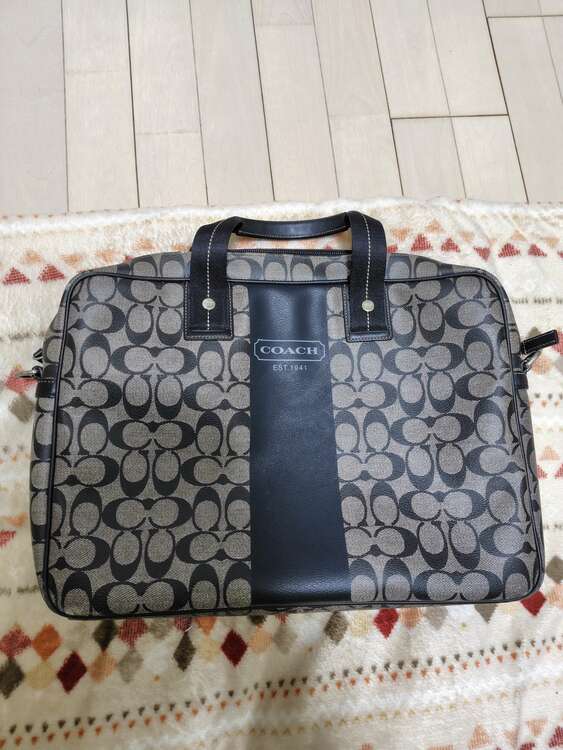 その他 コーチ （ブランドバッグ）の商品画像 - 査定依頼日：2024年12月28日 - 最高査定価格：3,000円