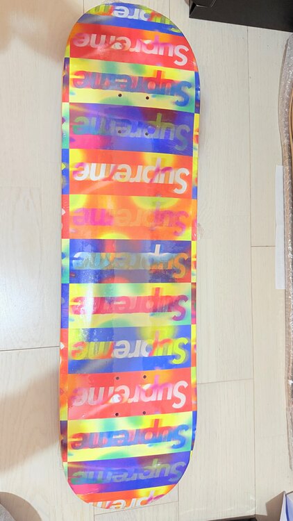 その他 Supreme （ブランドバッグ）の商品画像 - 査定依頼日：2025年5月11日 - 最高査定価格：6,000円