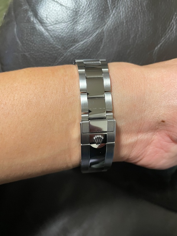 ロレックス デイトナ 116500l（高級時計）の商品画像 - 査定依頼日：2025年11月13日 - 最高査定価格：4,100,000円