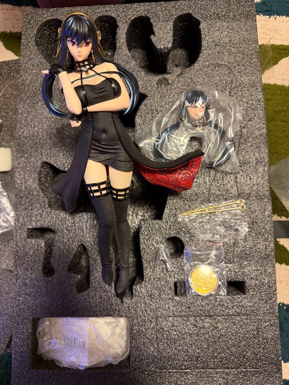 Atlas Studio SPY×FAMILY ヨル・フォージャー（フィギュア・プラモデル）の商品画像 - 査定依頼日：2025年12月6日 - 最高査定価格：5,000円