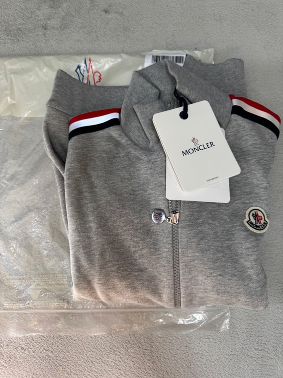 ジップカーディガン（古着・ファッション）の商品画像 - 査定依頼日：2026年1月25日 - 最高査定価格：15,000円