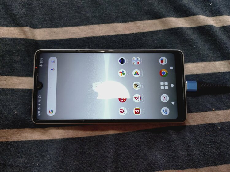 中古スマホ（スマホ）の商品画像 - 査定依頼日：2026年9月19日 - 最高査定価格：4,500円