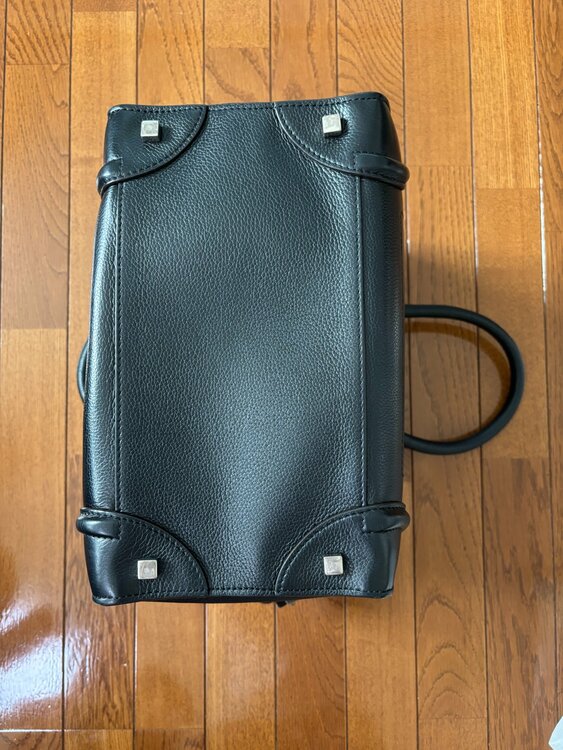 ラゲージ　マイクロ　ドラムドカーフスキン　ブラック（ブランドバッグ）の商品画像 - 査定依頼日：2026年9月23日 - 最高査定価格：85,000円