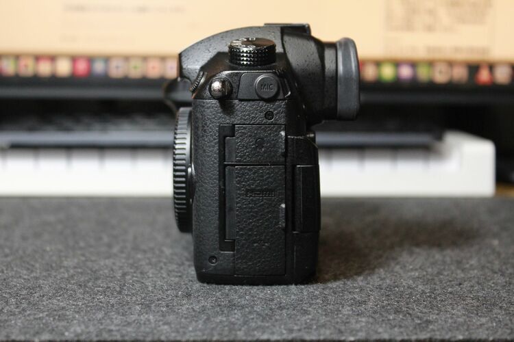 GH5（DC-GH5）（カメラ）の商品画像 - 査定依頼日：2025年8月20日 - 最高査定価格：8,000円