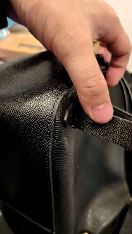 コーチ　リュック（ブランドバッグ）の商品画像 - 査定依頼日：2025年4月19日 - 最高査定価格：1,000円