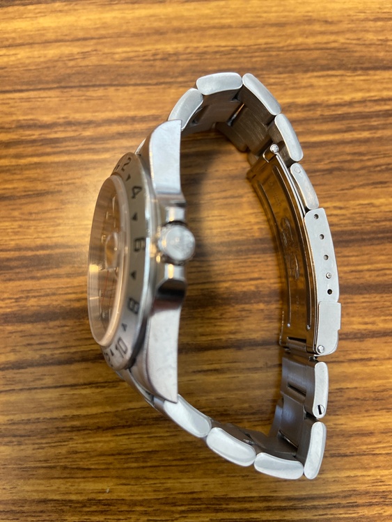 ロレックス エクスプローラー 1657（高級時計）の商品画像 - 査定依頼日：2026年4月3日 - 最高査定価格：1,250,000円