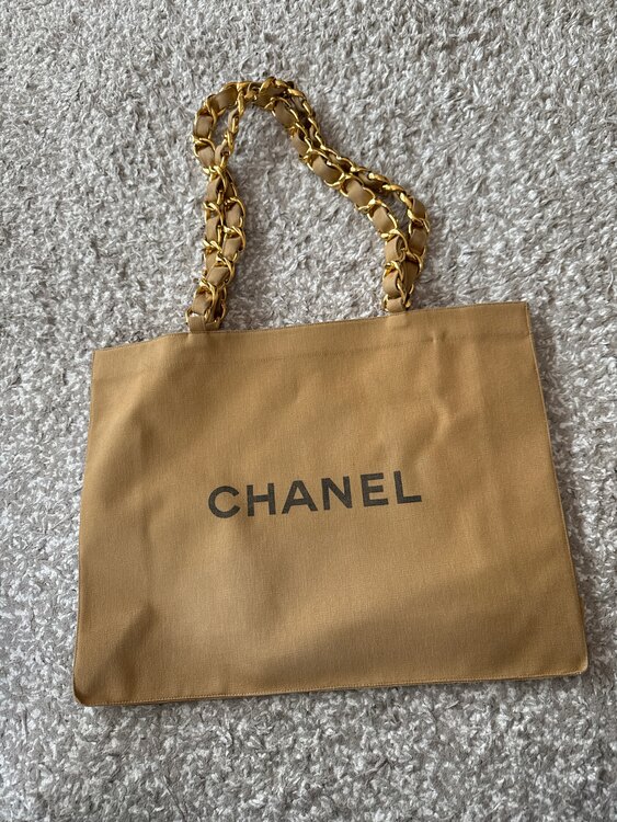 トート（ブランドバッグ）の商品画像 - 査定依頼日：2025年3月30日 - 最高査定価格：20,000円