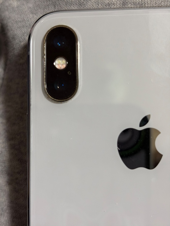 iPhone X 256GB （スマホ）の商品画像 - 査定依頼日：2026年2月14日 - 最高査定価格：14,000円