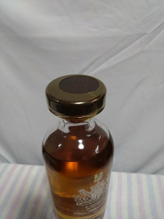 イングリッシュ・ウイスキー ロイヤルウェディング（お酒）の商品画像 - 査定依頼日：2026年4月6日 - 最高査定価格：8,000円